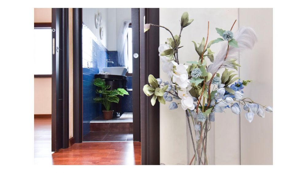 piccolo disimpegno che permette di isolare la zona giorno dalla zona notte oltre a rendere agevole il passaggio tra le stanze